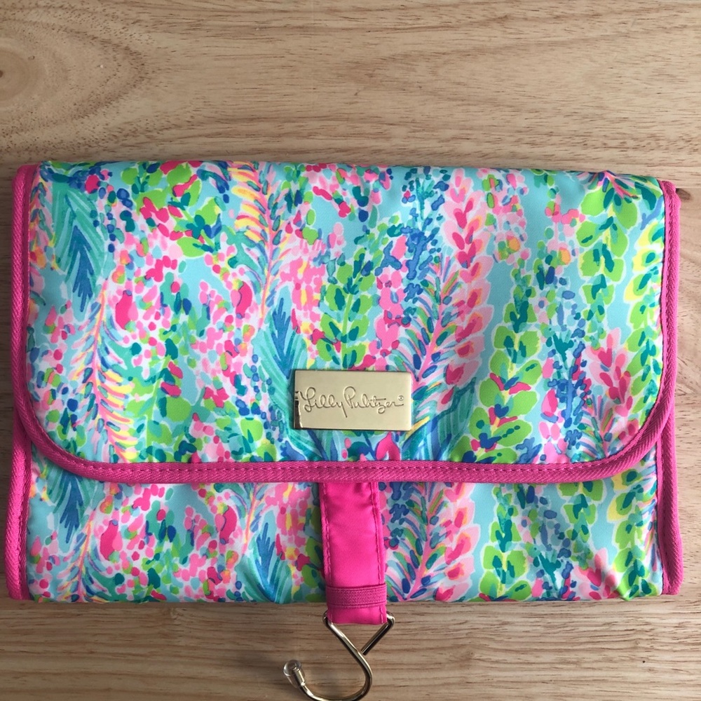 Lilly Pulitzer GWP Catch The Wave Organizer